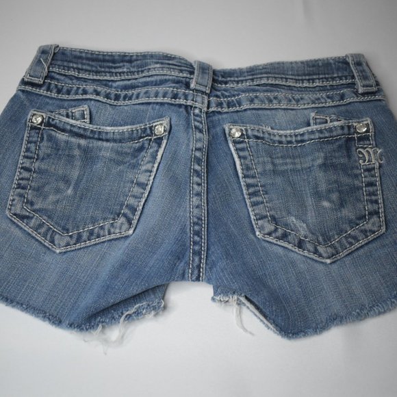 Miss Me Jean Shorts 26 - Picture 2 of 4